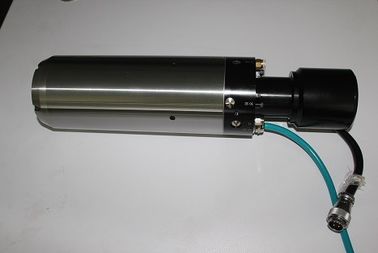 3.3kw Su / Hava Soğutulmuş Yüksek Hızlı Döner CNC İşlem Merkezi Motor Döner